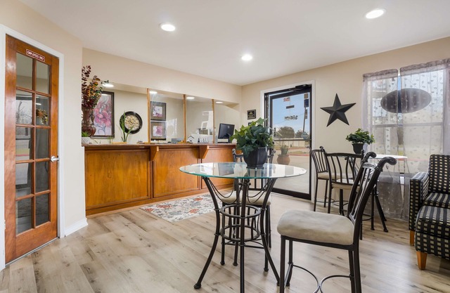 Americas Best Value Inn Refugio