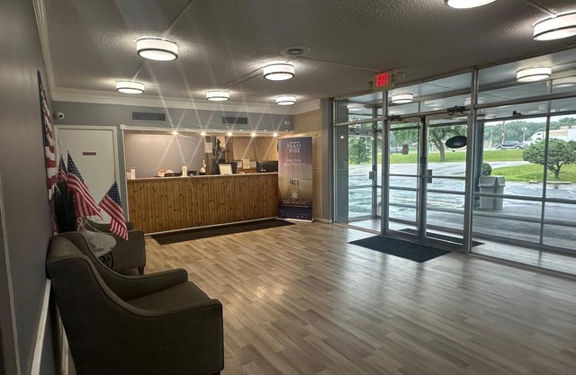 Americas Best Value Inn Rockford