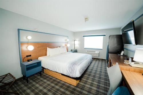 AmericInn by Wyndham Tomahawk
