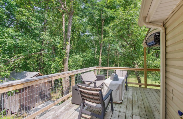 Amherst Vacation Rental w/Fire Pit & EV Charger