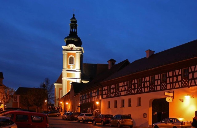 Geräumige Ferienwohnung mit Leseecke und Plattenspieler