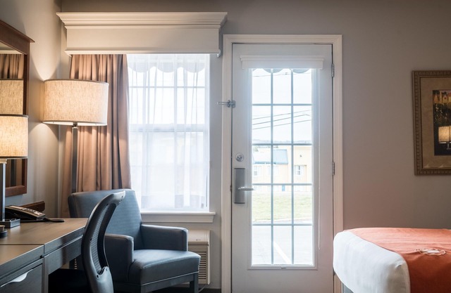 Amsterdam Inn & Suites Moncton