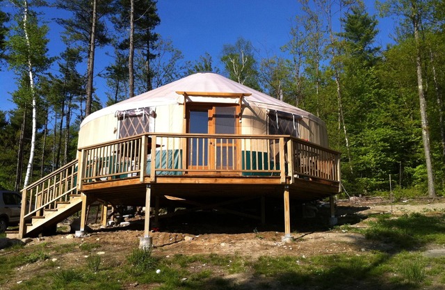Ein Abenteuer fürs Leben - Moderne Adirondack-Jurte / Hütte auf 15 Morgen