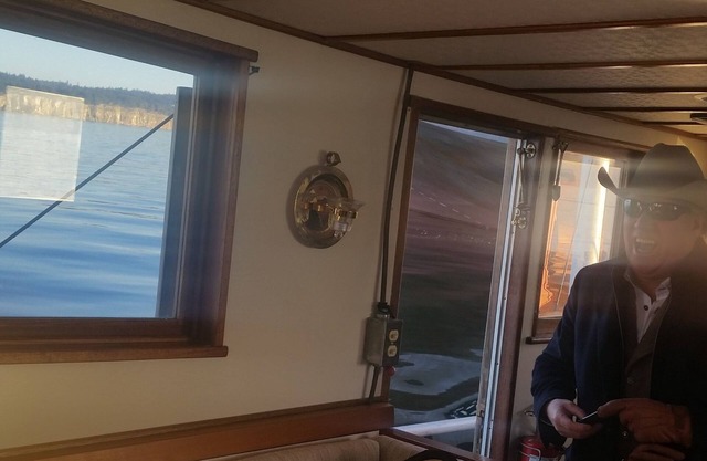 Ein All-Inclusive-Angeln, Bootfahren, Kajak-Abenteuer vor der Westküste