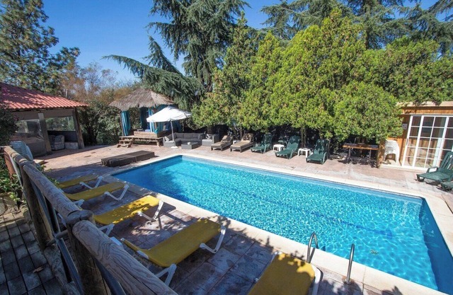 An oasis for up to 26 nature loving guests!