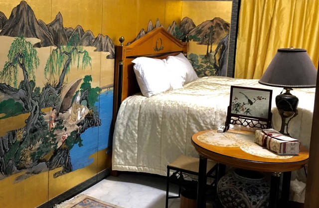 Eine Oase in der Stadt!Kunst altes Haus!Bis zu 20 Personen in der Nähe der Flughäfen Haneda, Tokio und Shinagawa!Ideal für Familien und Freunde!WIFI abgeschlossen!