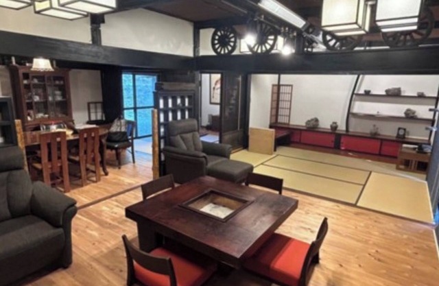 An oldstyle inn where you can cook rice in a hearth/Shinshiri Aichi
