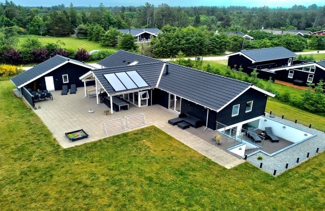 "Ancel" - 1.7km from the sea by Interhome