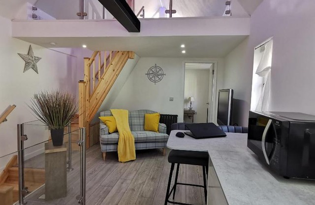 AnchorageWells Lodge, Seaview Apartment