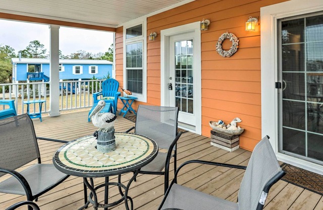 'anchors Away in Steinhatchee' Home w/ Deck!