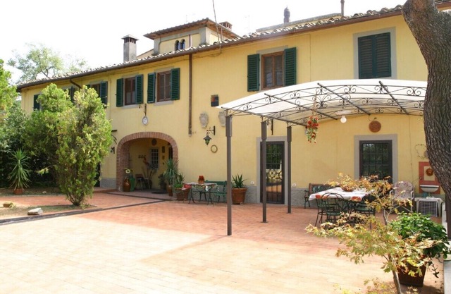 Große, antike, ruhige Villa mit privatem Pool auf den Chianti Hügeln