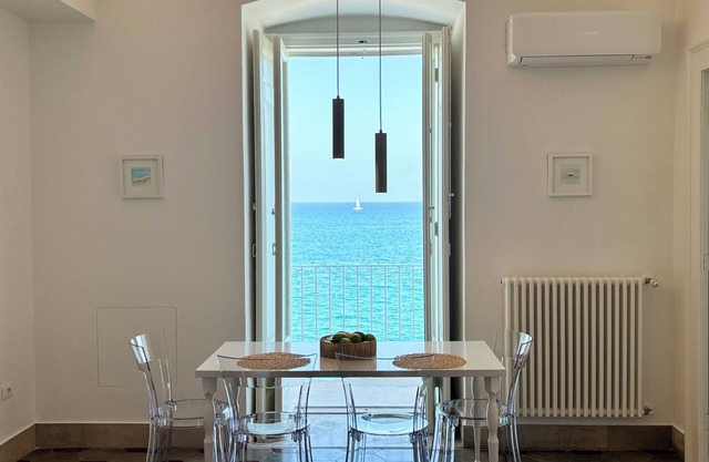 [Antica Dimora Sul Mare] -Blu - Luxury Apartment With Sea View - Molfetta