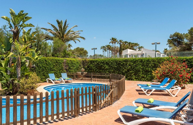 Angel 8 bedroom villa, Cala'n Bosch