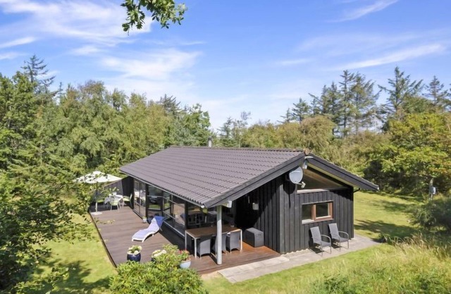 "Angja" - 800m from the sea by Interhome