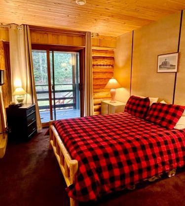 Anglemont Inn