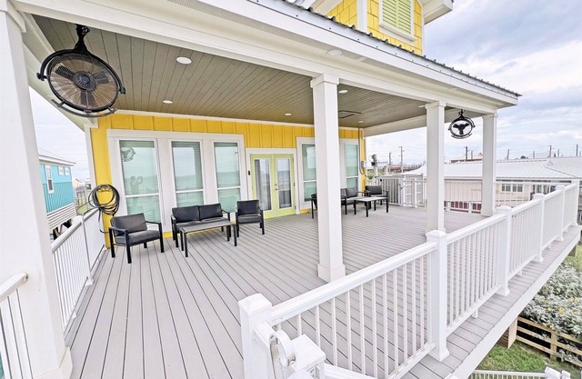 Anglers & Antlers - Beachfront- Island Realty