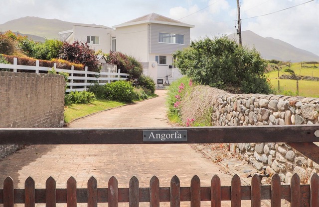 Angorfa - Aberdesach, CLYNNOG FAWR