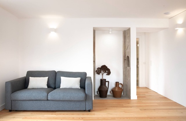 AngrA+ | One bedroom apartment with sea/city view