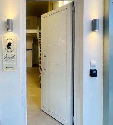 Annabell Houses & Rooms