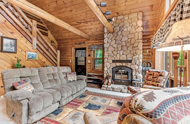 Annabelle Log Home