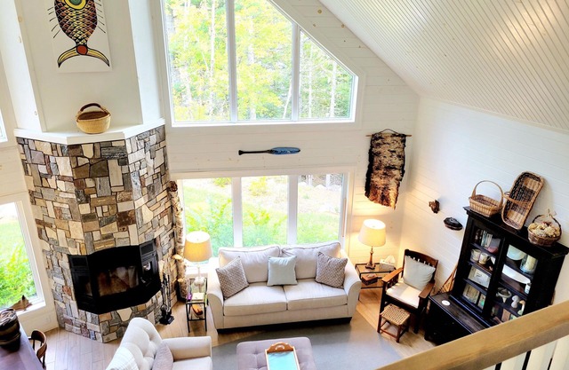 Annapolis Valley Lakefront Vacation Home with Outdoor Pizza Oven