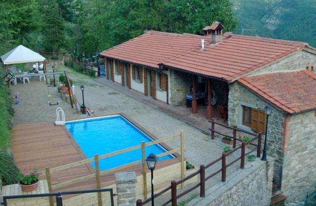 Annarita - Landhaus mit Schwimmbad im Casentino-Tal, Toskana