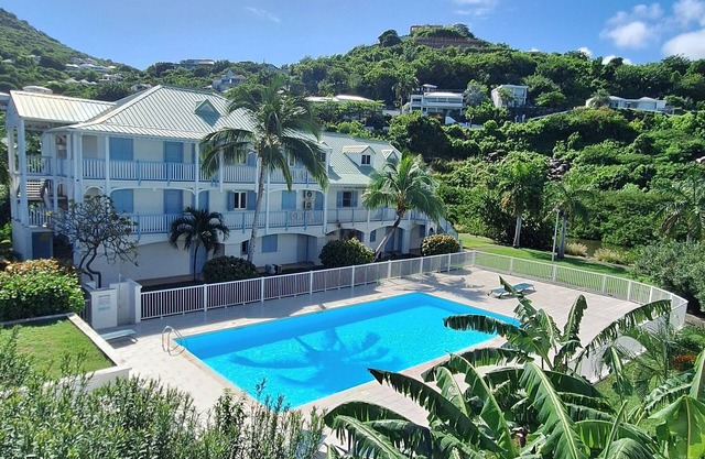 Anse Marcel "blue Booby" 2BD
