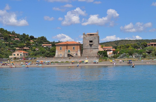 Orbetello, Ansedonia, spanische Turmanlage am Strand