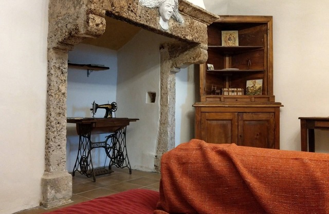 Steinhaus in den Abruzzen