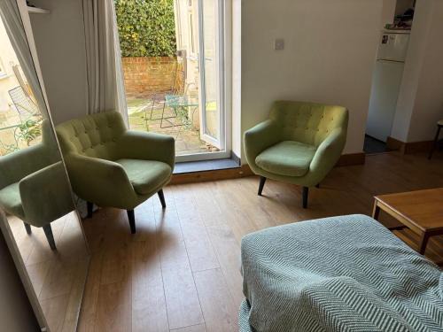 Antique BnB Hackney