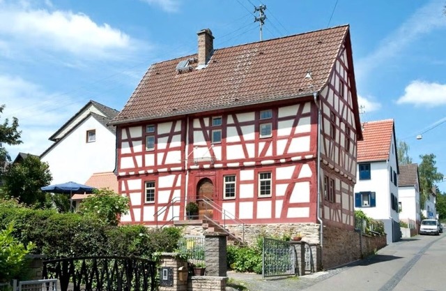 Antikes Fachwerk-Kleinod - im Grüngürtel von Wiesbaden
