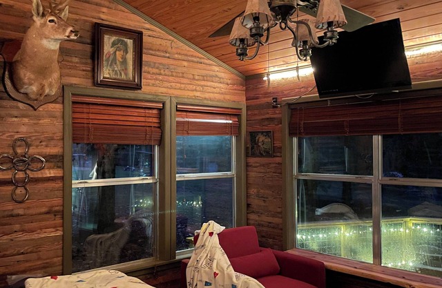 Antler Ridge Cabin One