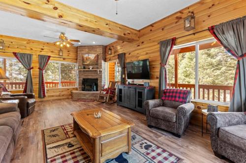 Antler Ridge Retreat