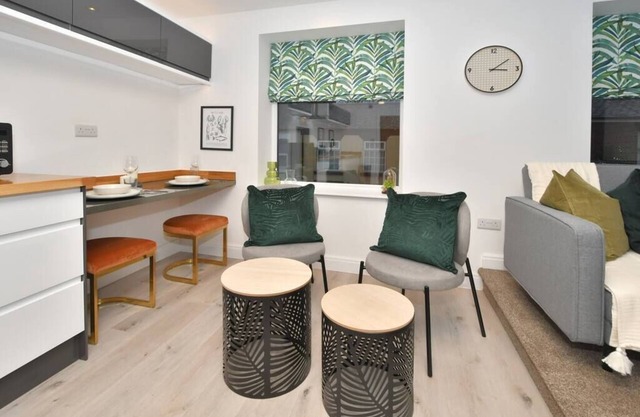 Antrobus Deluxe Apartment One