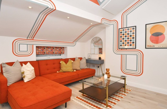 Antrobus Deluxe Apartment Two