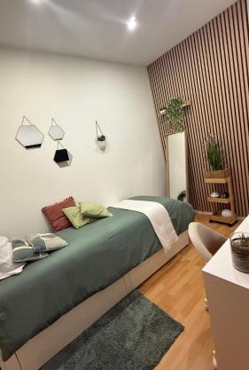 AOT - Guest House