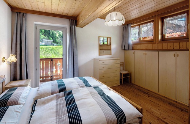 Ferienwohnung 'Cesa Portados Gabi 2' mit Bergblick, Gemeinschaftsgarten und WLAN