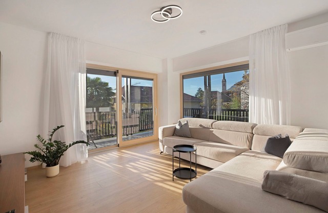 Apartment 'Sonnblick Kaltern' mit Bergblick, Wi-Fi und Klimatisierung