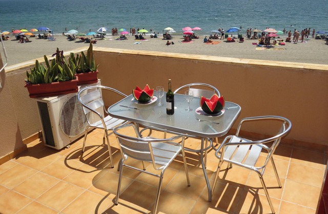 Apart 68 - Naturist apartment in Vera, front beach view, sun and golf all year