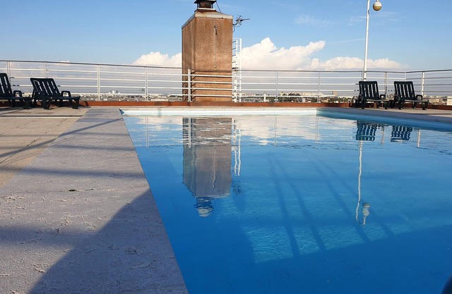 Apart. Lisbon, Swimming pool, Metro, Garage