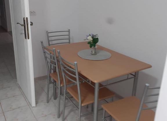 Apartament in zonă centrală complet utilat