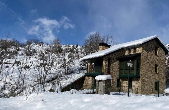 Apartamento Ático-dúplex en Casa Rural Fundanal en Hoz de Jaca