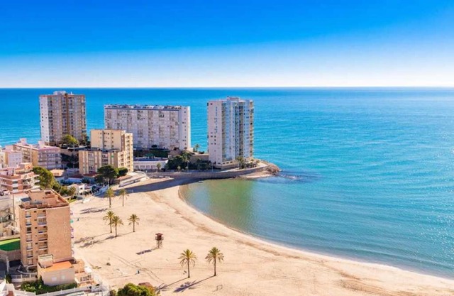 Apartamento a pie de playa II