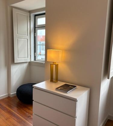 Apartamento com varanda e vista no centro de Lisboa