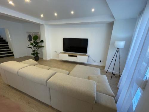 Apartamento Dúplex de Lujo con Terraza Privada y vistas al Castillo - Centro