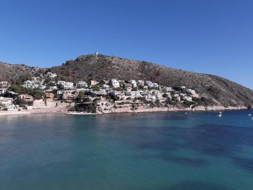 Apartamento en Moraira con piscina 100 m de la playa