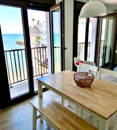 Apartamento frente al mar