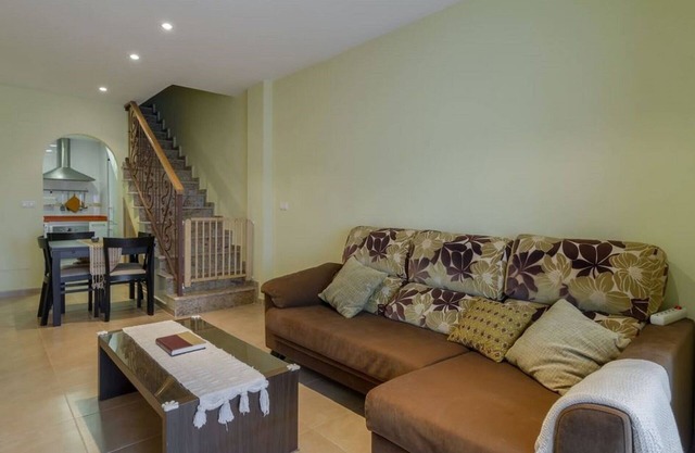 Apartamento moderno con vistas - Modernes Apartment mit Aussicht