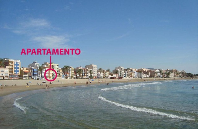 Apartamento primera línea Torrenostra