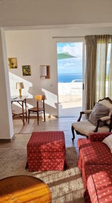 Apartamento renovado e luminoso a poucos minutos do centro
